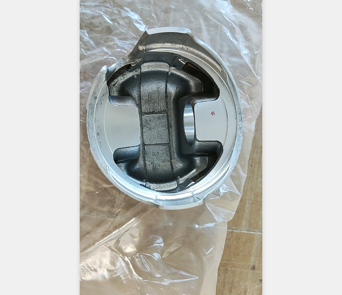 China 8972578760  Isuzu 4LE1   Engine Piston With  Pin Clips Alfin on sale
