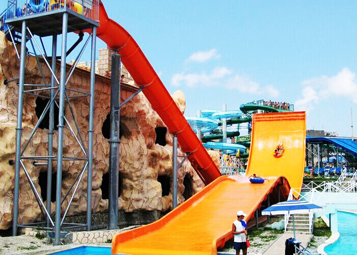 Amusement Park Family Boomerango Water Slide 2 People Outdoor Anti UV Fiberglass
