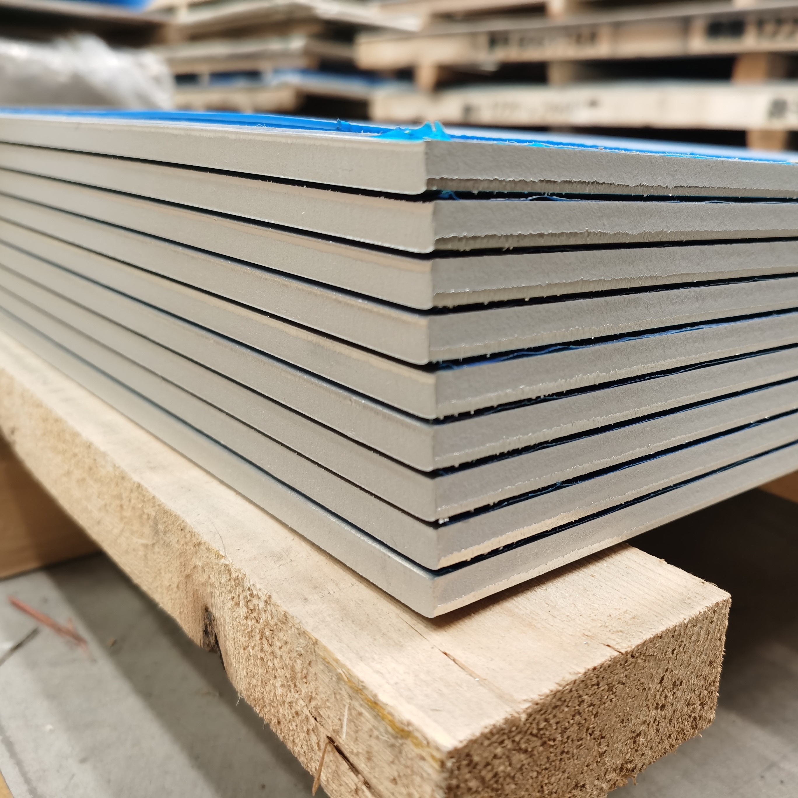 Anidized Aluminum Sheet Coil Roll Aluminum Alloy Stain Silver Colored Aluminum