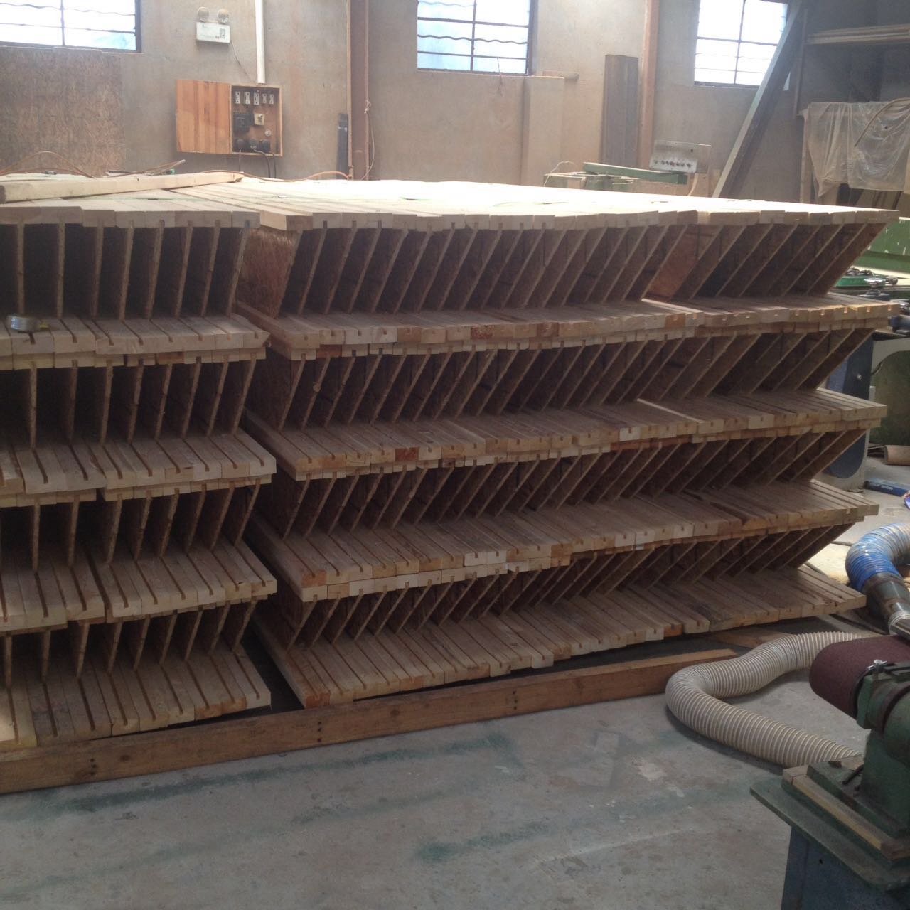 Highly Customized OEM/ODM Wooden Bowling Lane Foundation for Amf Brunswick Machine