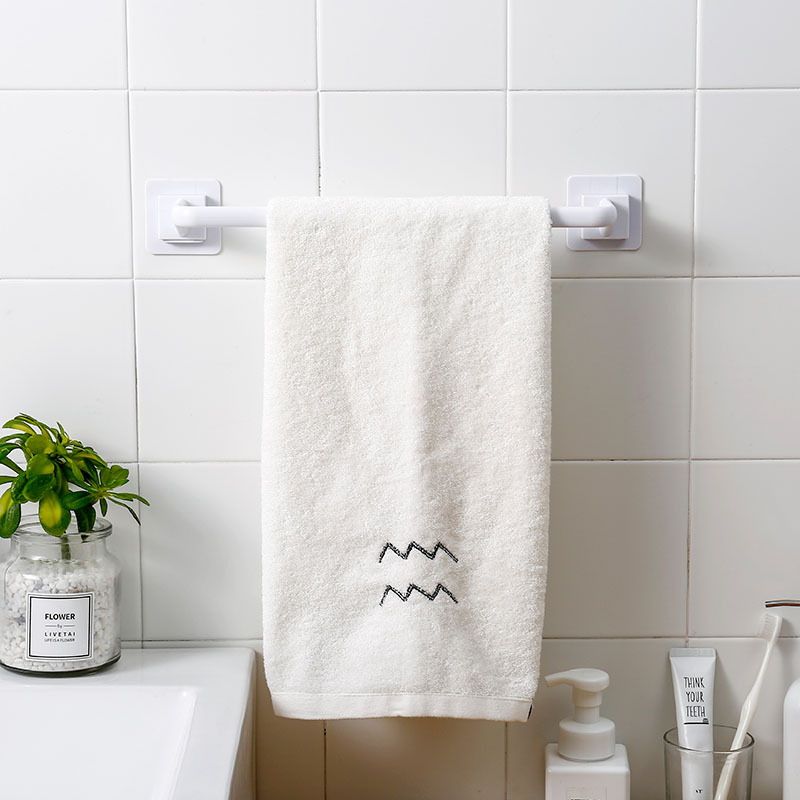 Multi - Functional Wall Mounted Towel Shelf / Train Rack Towel Shelf
