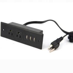 China Input Voltage 100-240V 3 US Powe With 2.1A USB Output Voltage Multifunction Desktop Socket on sale
