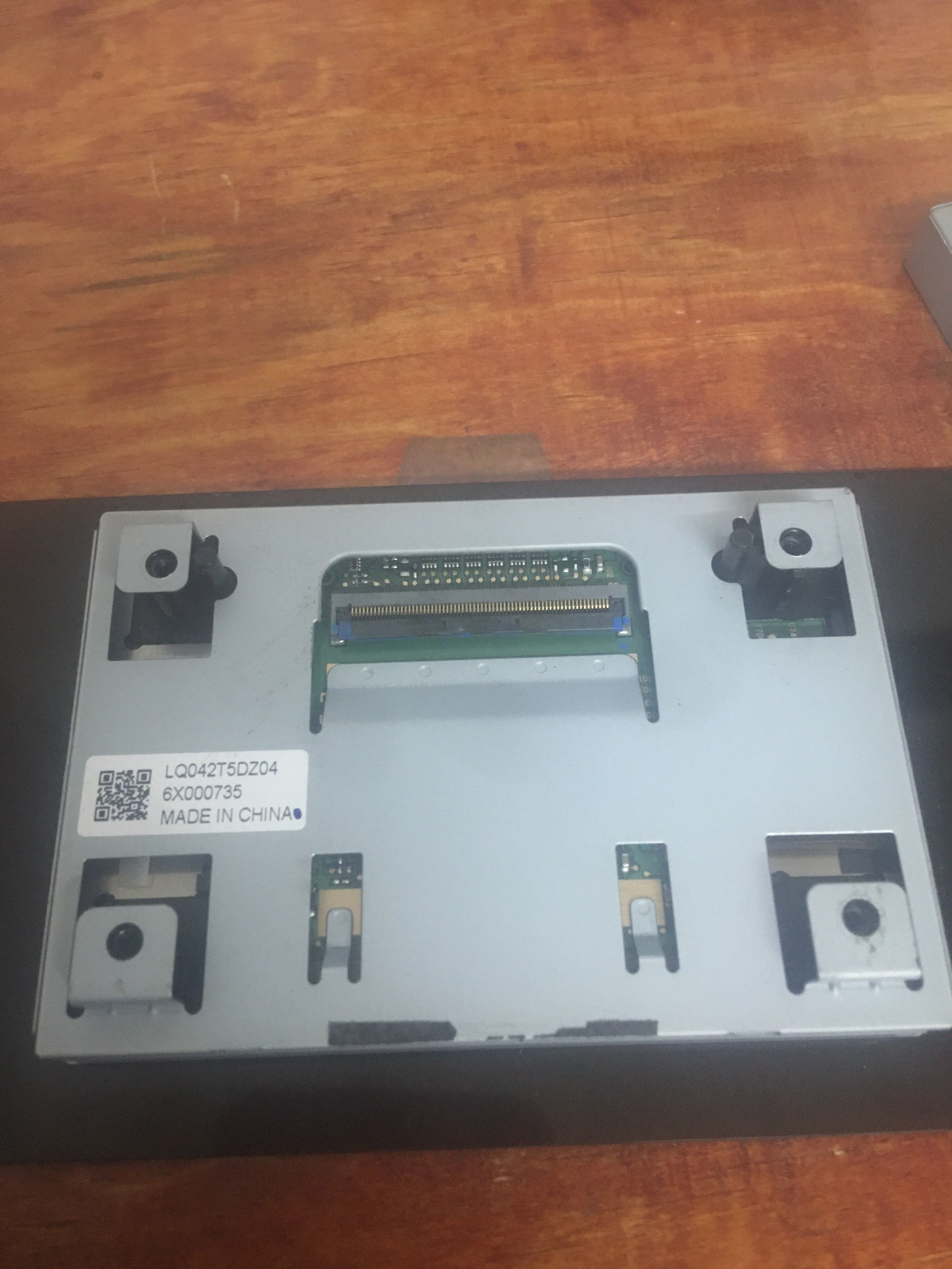 LQ042T5DZ04 Sharp 4.2" LCM 480×272RGB INDUSTRIAL LCD DISPLAY 92.88(W)×52.632(H) mm