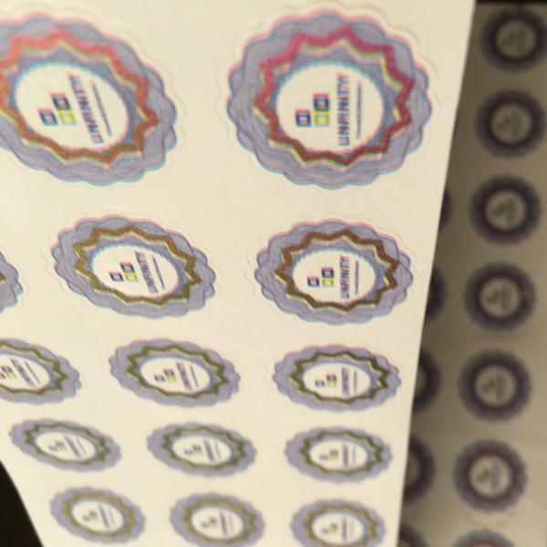 Customized Paper Vinyl PET Security Label Stickers for Lexury Products