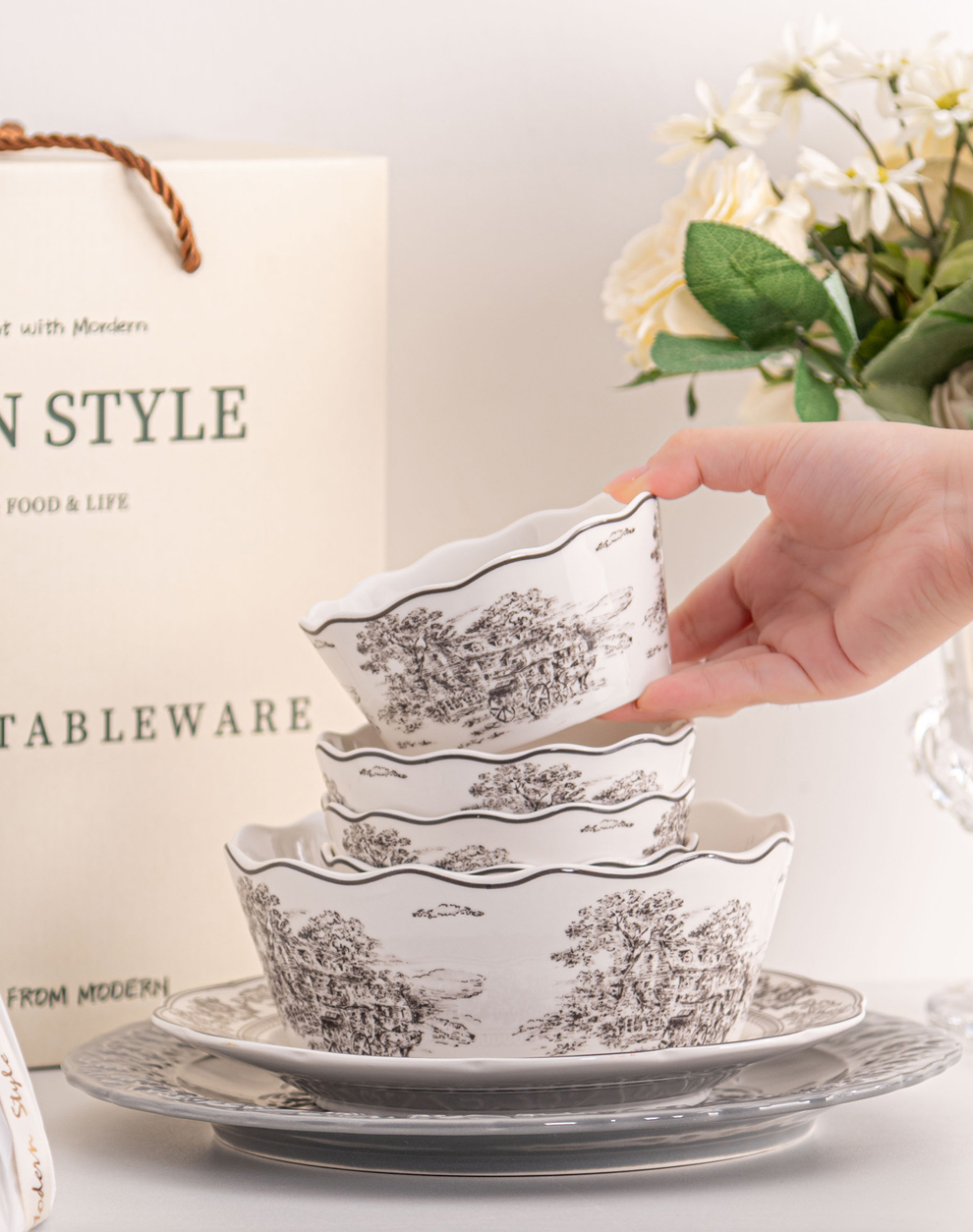 European Style Gray Dinnerware Sets With Luxury Porcelain And Scenic Pattern Ceramic