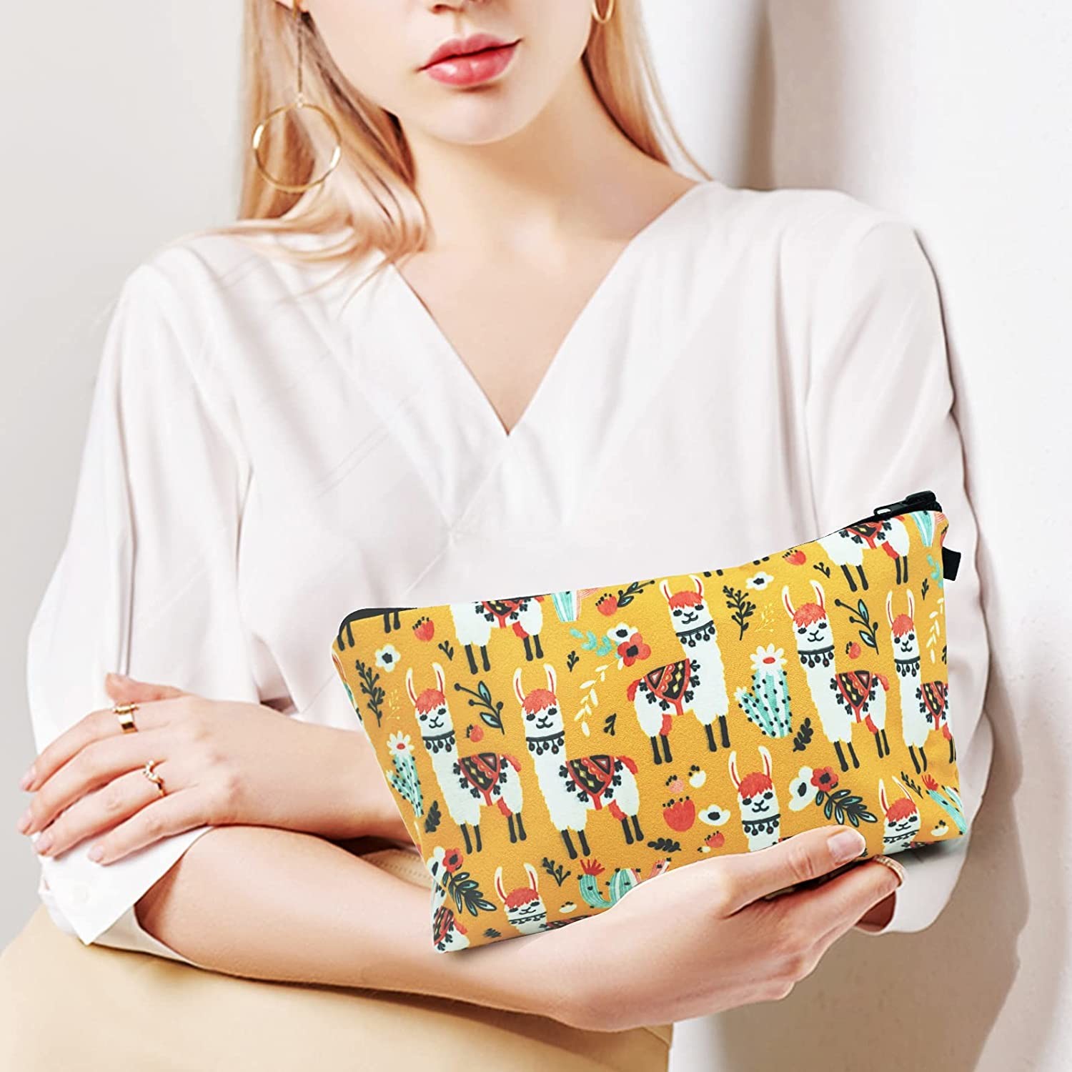 Shockproof and durable Makeup Bag for Purse Travel Toiletry Bag Accessories Organizer Zipper