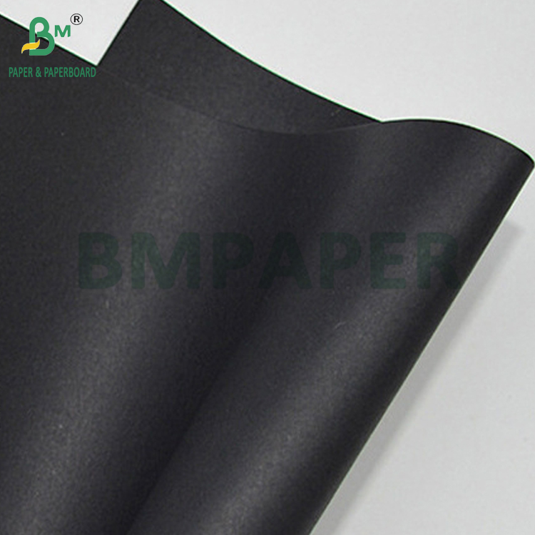 150gsm 180gsm Black Card Paper For Shopping Bags Folding Resistant 70 x 100cm