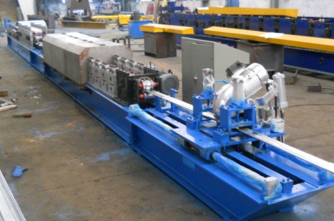 Fully Automatic Metal Sheet Shutter Door Roll Forming Machine , Garage Door Roll Forming Machine