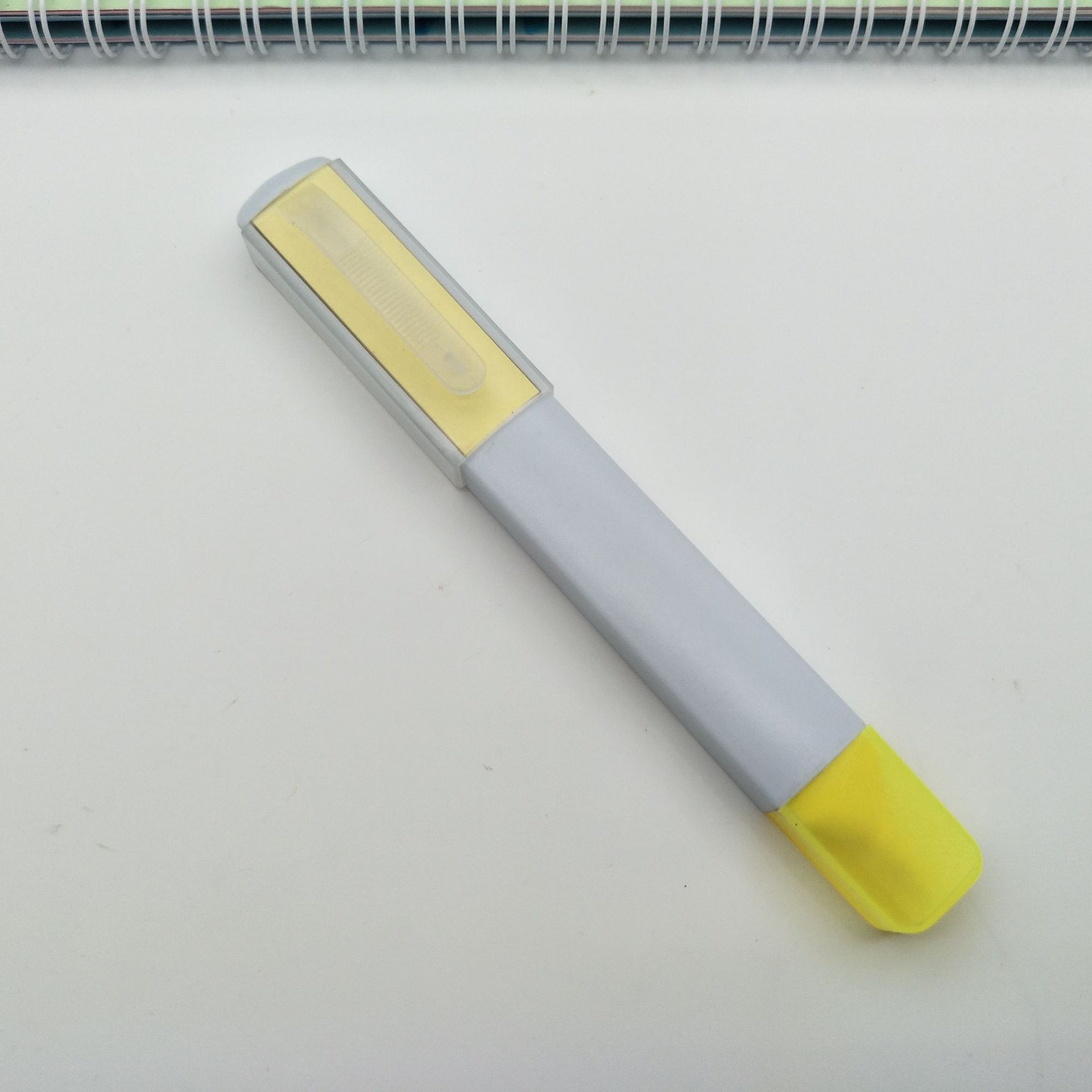 2022 Multi Color Logo OEM Plastic Highlighter Markers Pen with Sticky Note Watercolor Art
