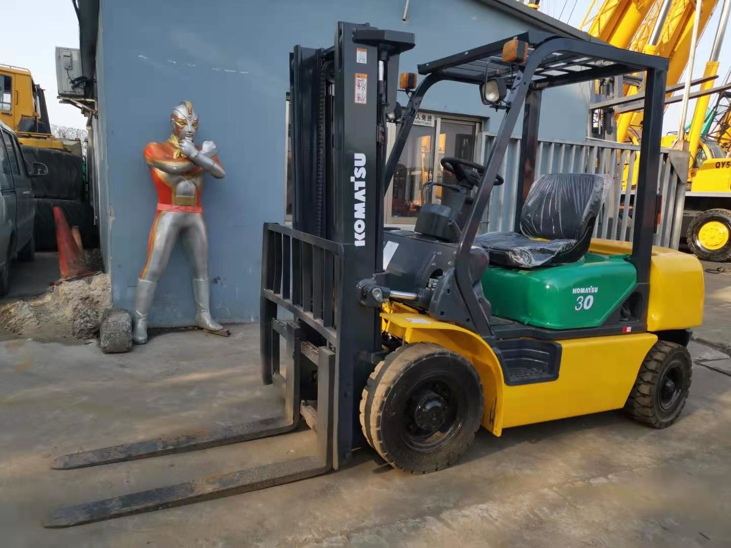 Komatsu Original Engine 3T FD30-17 Second Hand Forklift