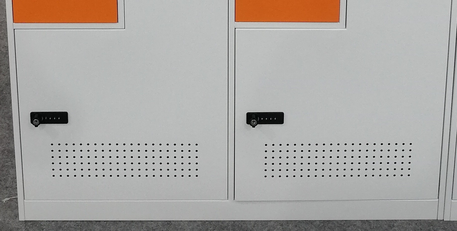 Powder Coating L Shape Two Tone 4 Door Steel Lockers For Office School