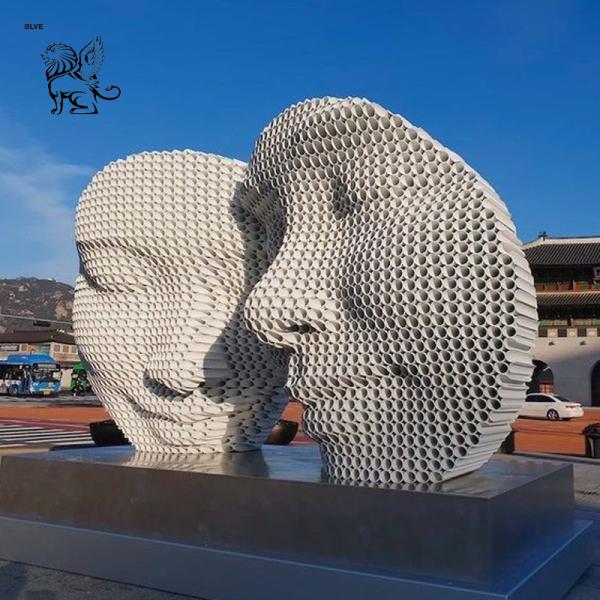 Stainless Steel Garden Smiling Face Sculpture Metal Face Statue White Steel Pipe