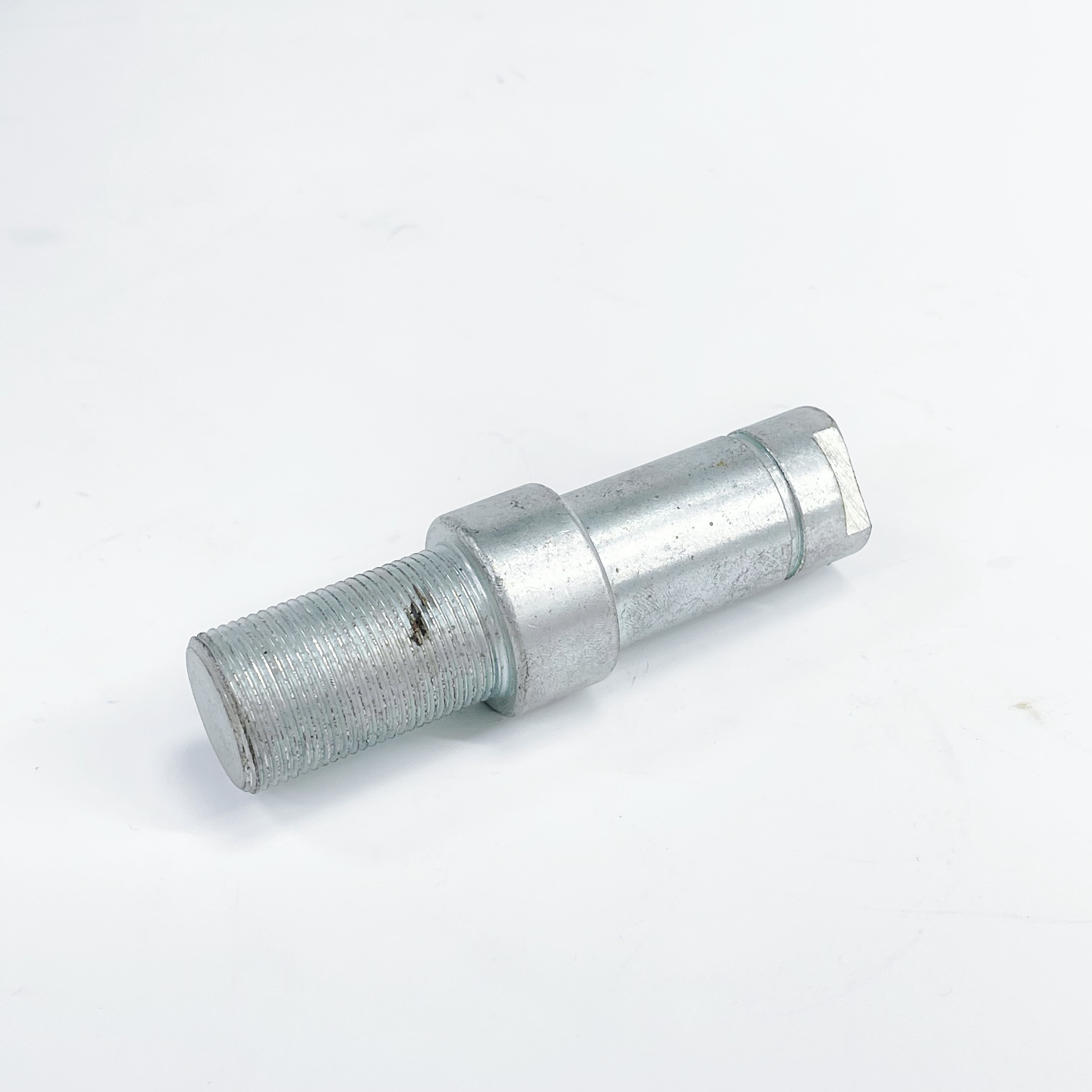 Precision CNC Machined Bolt Fasteners For Automotive Construction / Industrial Machinery