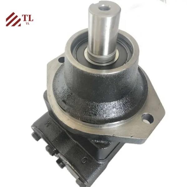 9J5048 M5BF 045 2N04 B1M Fan Motor Vane Motor For Doosan Excavator 420 520
