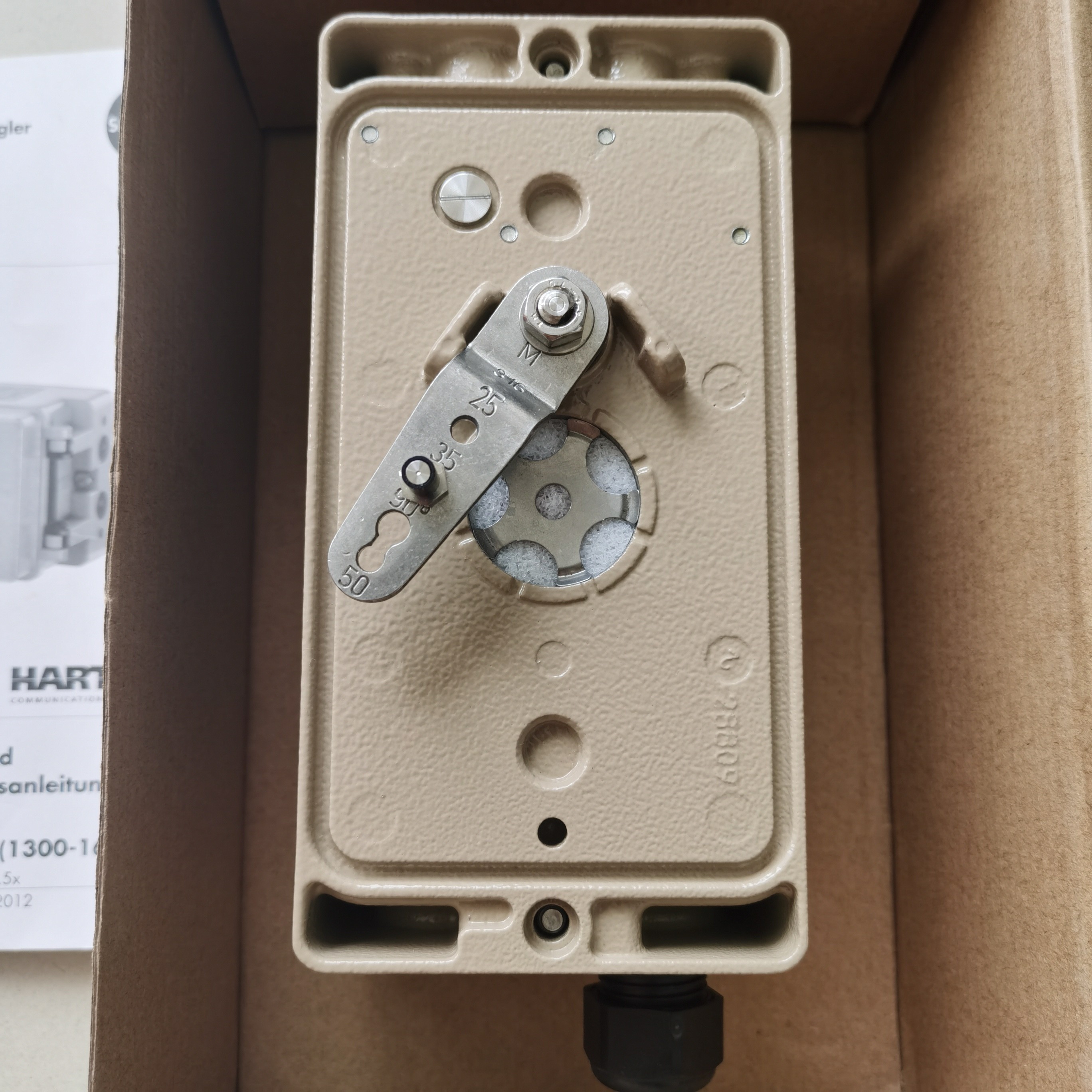 3730 - 4 Control Valve Positioner Digital Electropneumatic Positioners