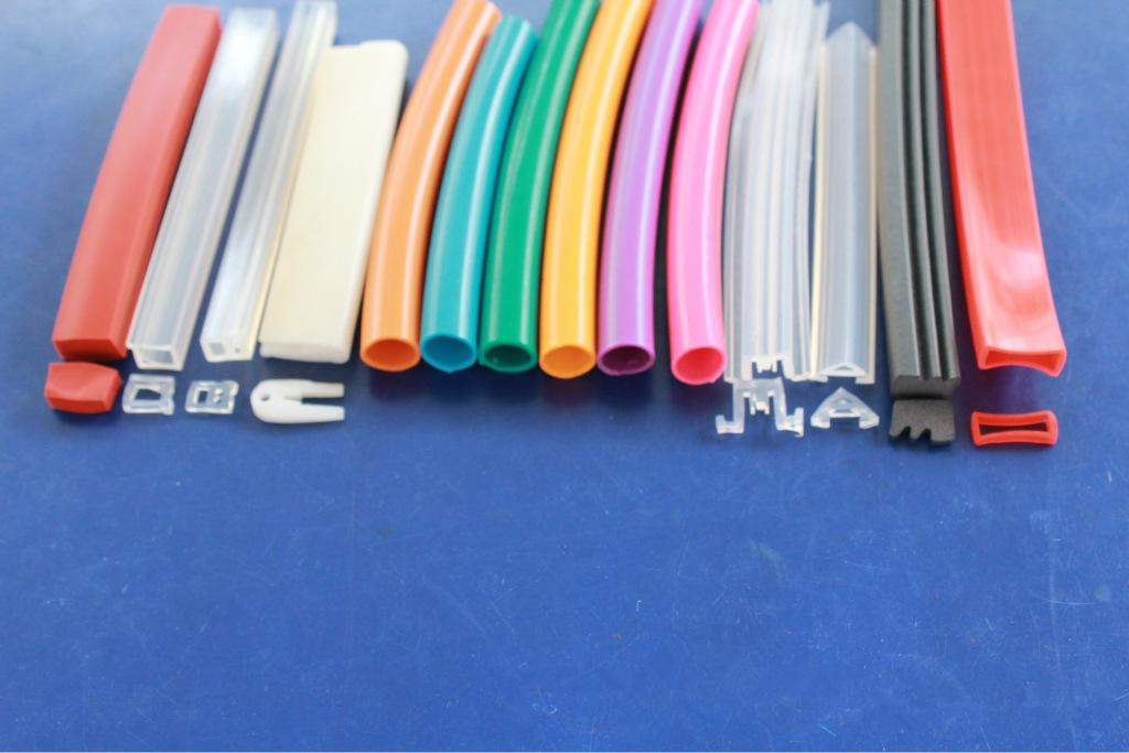 Extruded Silicone Seal Strip Superior Electrical Performance , FDA Certificate