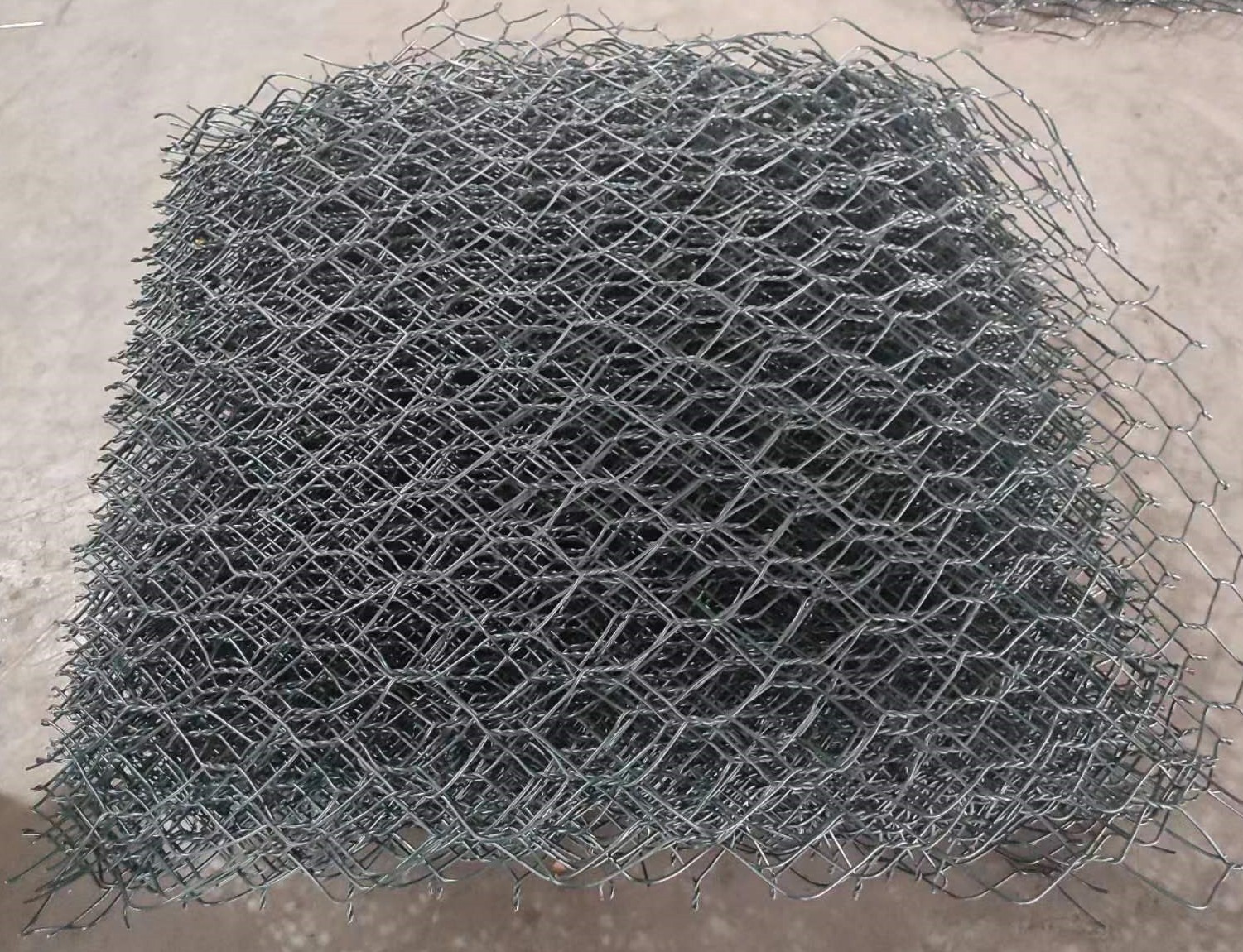 High Quality Anti-corrosion Retaining Walls Stone Baskets Weave Gabion Box Plastic Gabion Basket For Sale