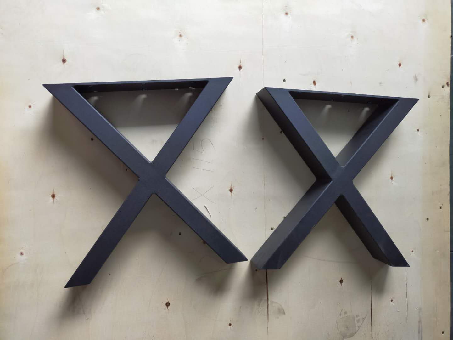 Powder Coated Xshape or Square Shape Leg Metal Dining Table Legs for Furniture Design