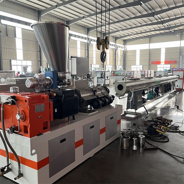 SJSZ65/132 PVC Pipe Molding Machine , Customized Plastic Pipe Threading Machine