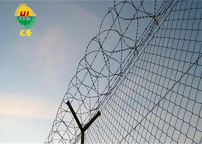 1.5mX30m 13 Gauge Chain Link Wire Mesh Fence Black PVC Coated