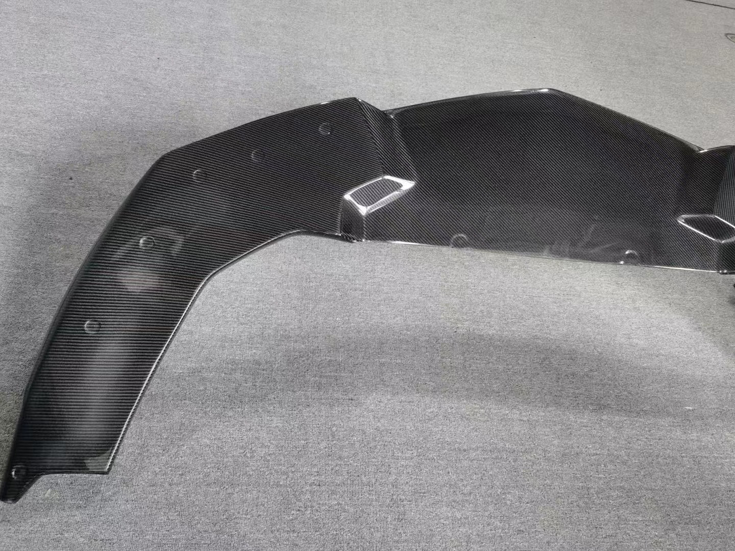 For Lamborghini LP700 Carbon Fiber Body Kit LP700 Upgrade VORs Style Carbon Fiber Front Lip Diffuser Spoiler