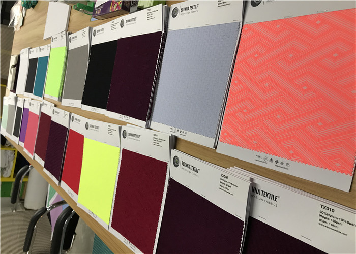 2 Way Stretch Recycled Swimwear Fabric Weft Knitted Plain Dyed Pattern 170gsm