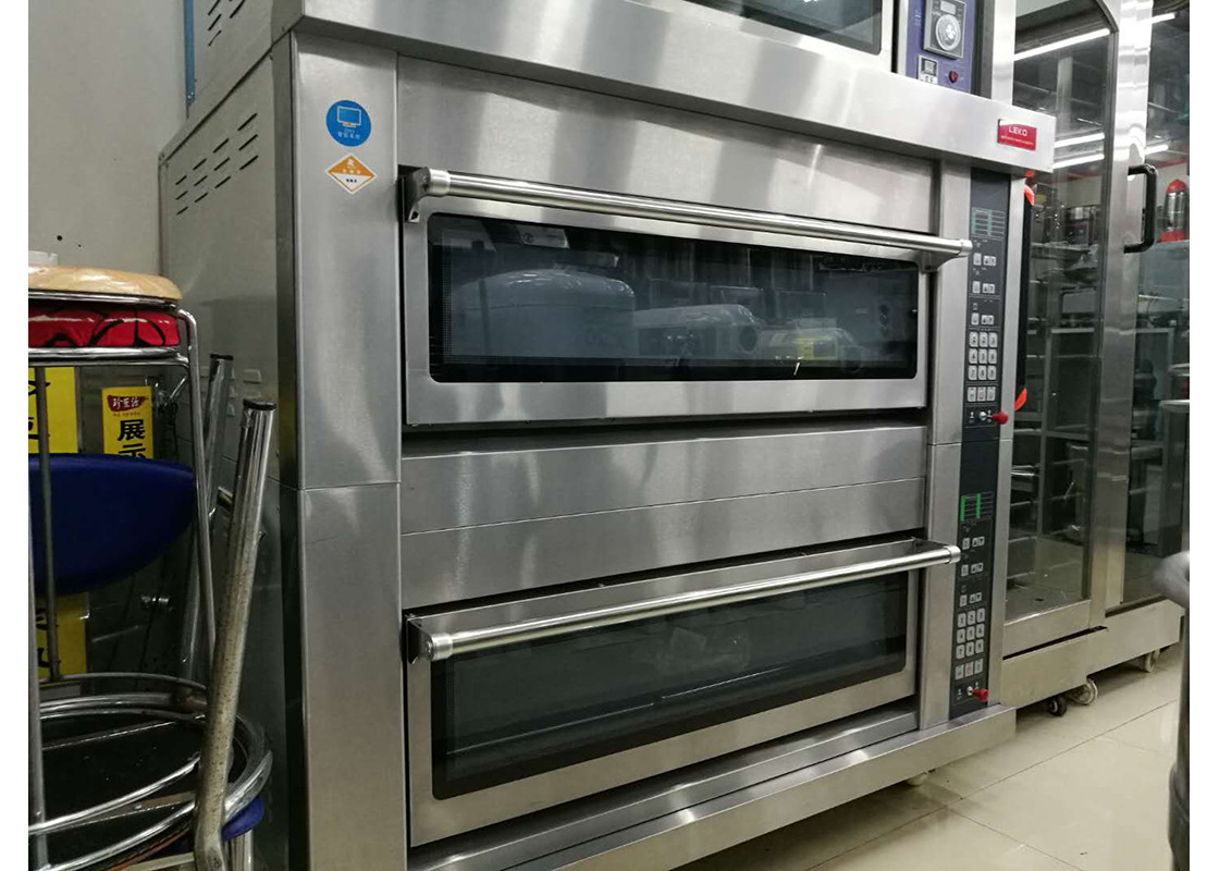 Deluxe Automatic Gas Bread Oven Micro - Computer Controlled 120W 220V