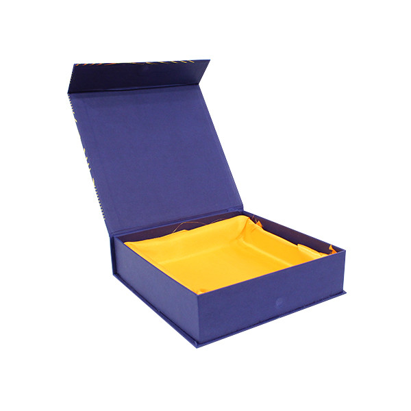 Luxury Chinese Blue Eyelash Packing Box With Hot Stamping Printing