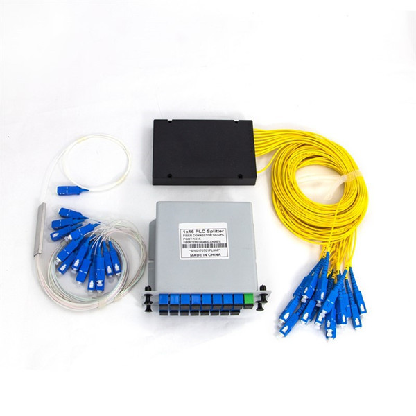 Low Insertion Loss Fiber Optic Cable Splitter 2x32 Mini Steel Sc/Apc 1.5M