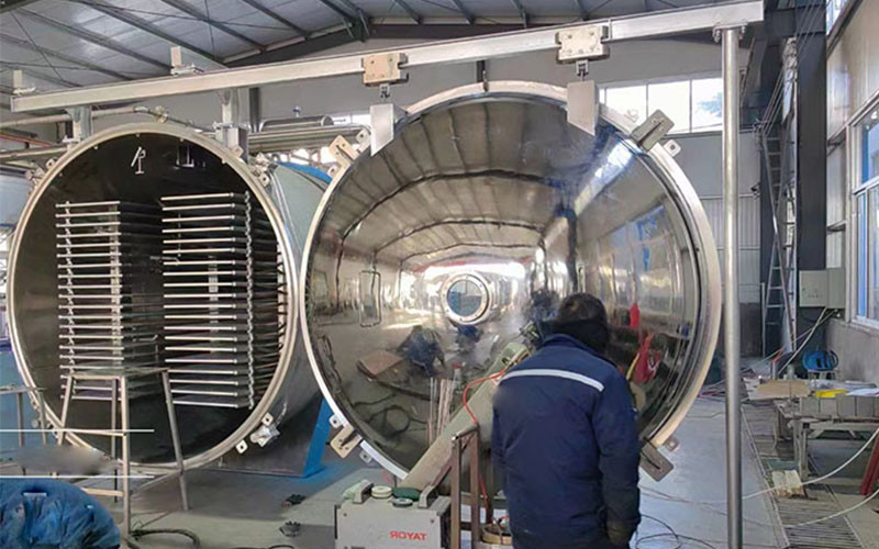 Large Food Industrial Freeze Dryer With PLC Control System And Noise Level 50dB