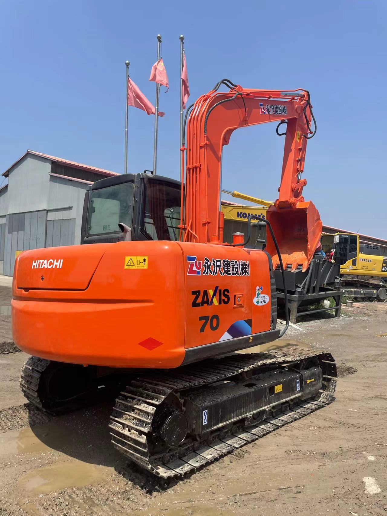 Used mini excavator Hitachi 70 digger small used machinery 7 tons hand earth digger small digger