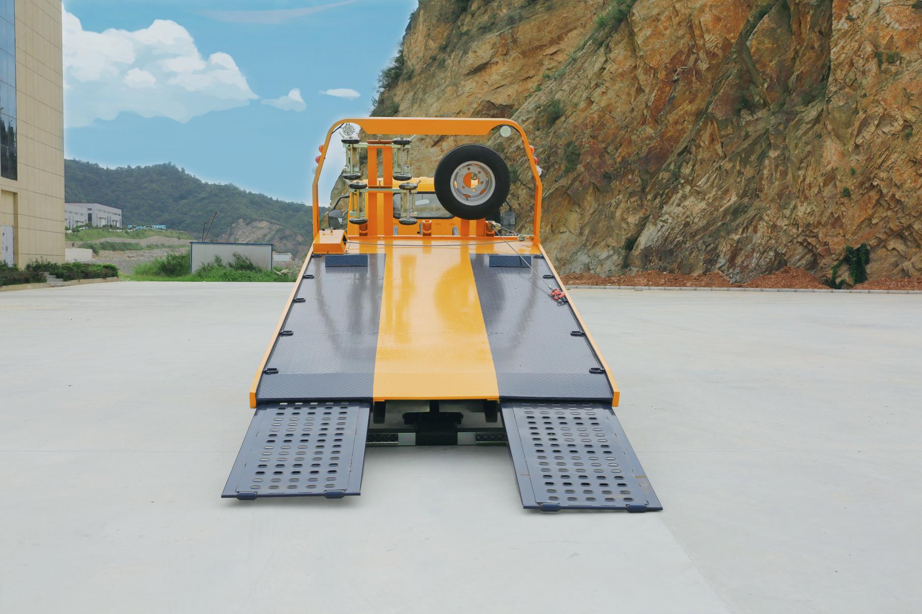 4x2 Wheel Customized Special Wrecker with Weichai Engine and 1300mm Rear Arm Extension