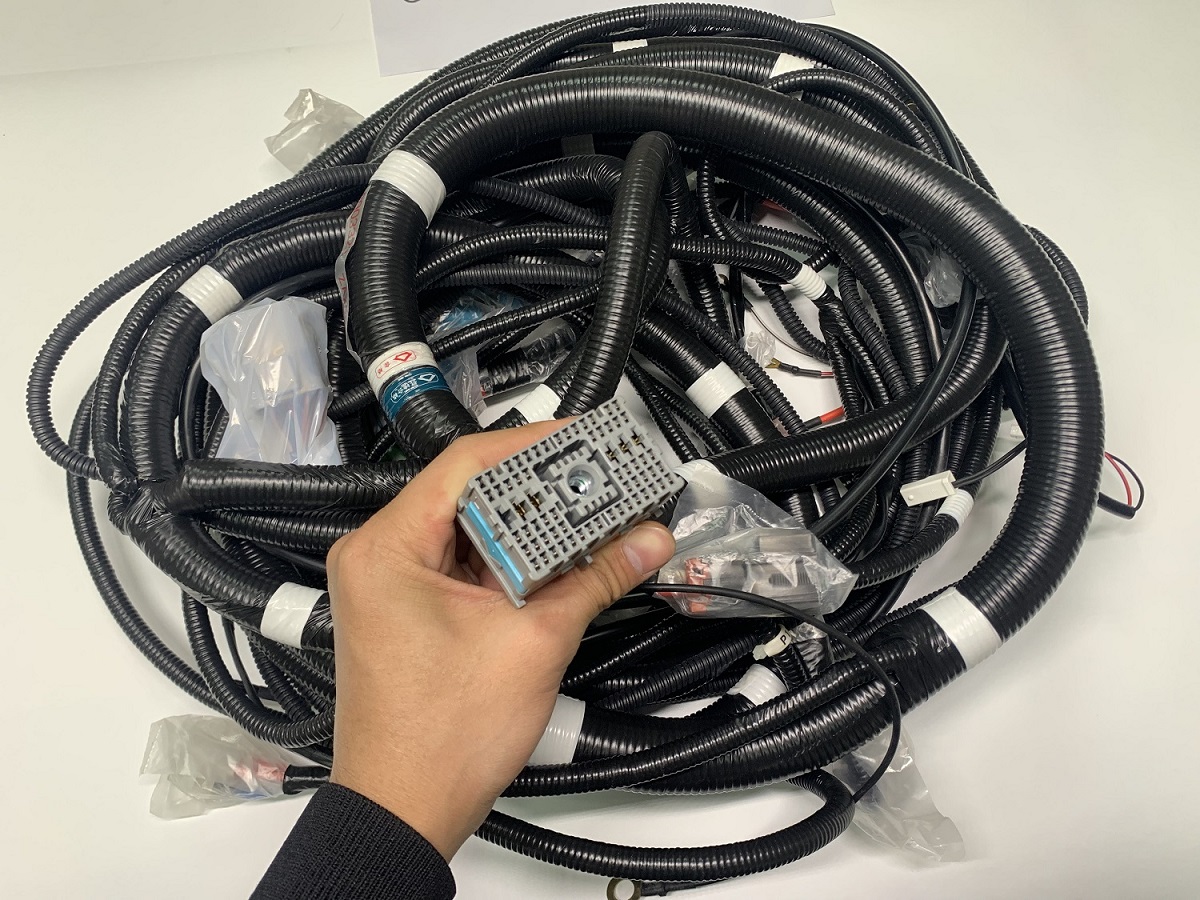 Retail ZX200-1 ZAX200-1 Excavator Cabin Wiring Harness 0003322 And After Service
