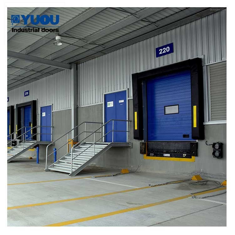 Warehouse Sectional Overhead Door Industrial Vertical Lift 8m Height 30Pa Tightness