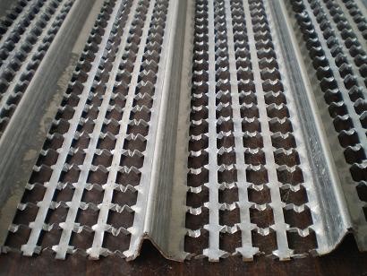 0.23 / 0.3mm Thickness High Ribbed Formwork 0.45m Width Hot Dipped Galvanized Material