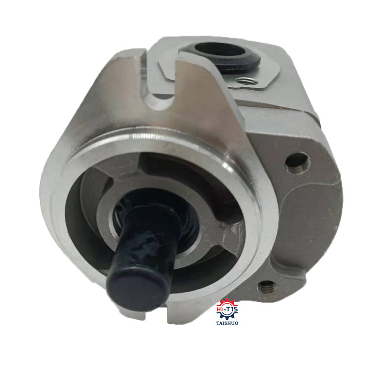 Forklift Spare Parts Hydraulic Pump FD30-11 4D95S 37B-1KB-2020