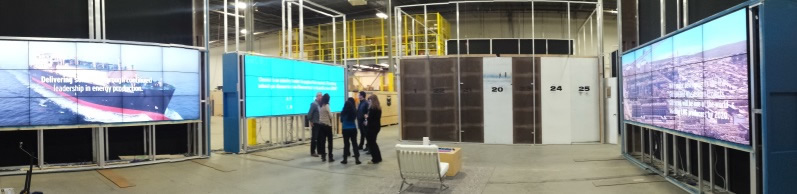 Rental Touch Screen Video Wall , High Resolution Customized Lcd Screen Wall