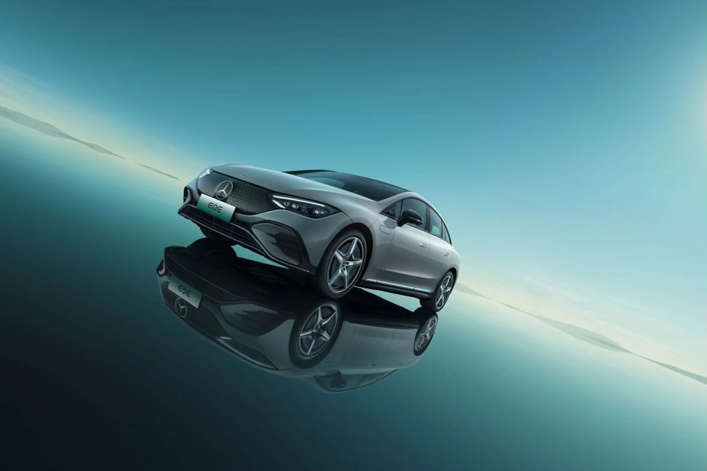 EQE 350 Mercedes Benz Electric Vehicle 5 Seats High Performance Electric Car 180km/h