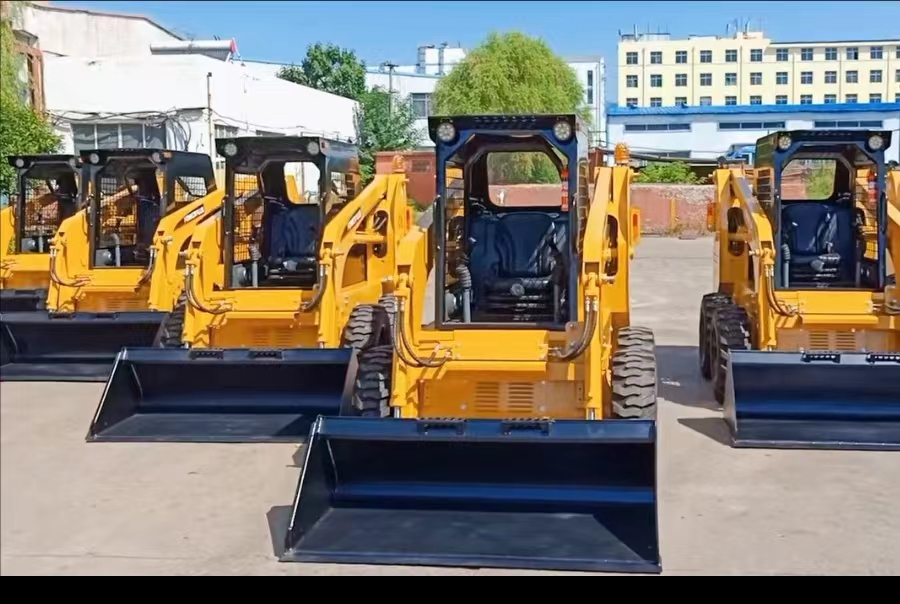 Directly Sell 18.2kw Mini Crawler Skid Steer Loader with 1069 kg Machine Weight