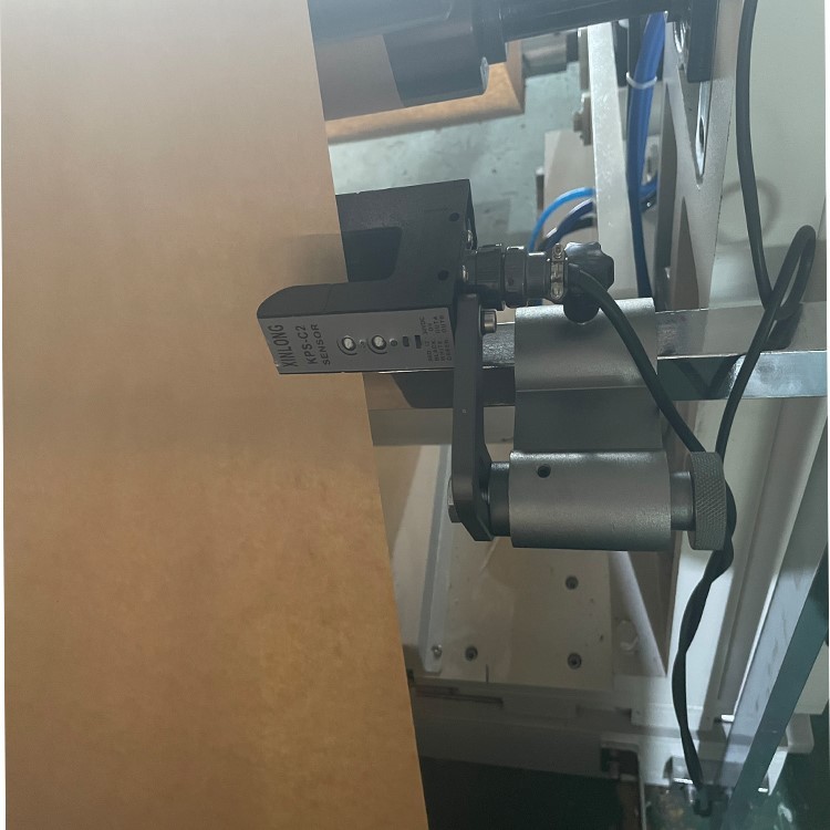HJ-1100A-III Three Servo Automatic Slitting Machine For Rolled 1100mm 1150mm