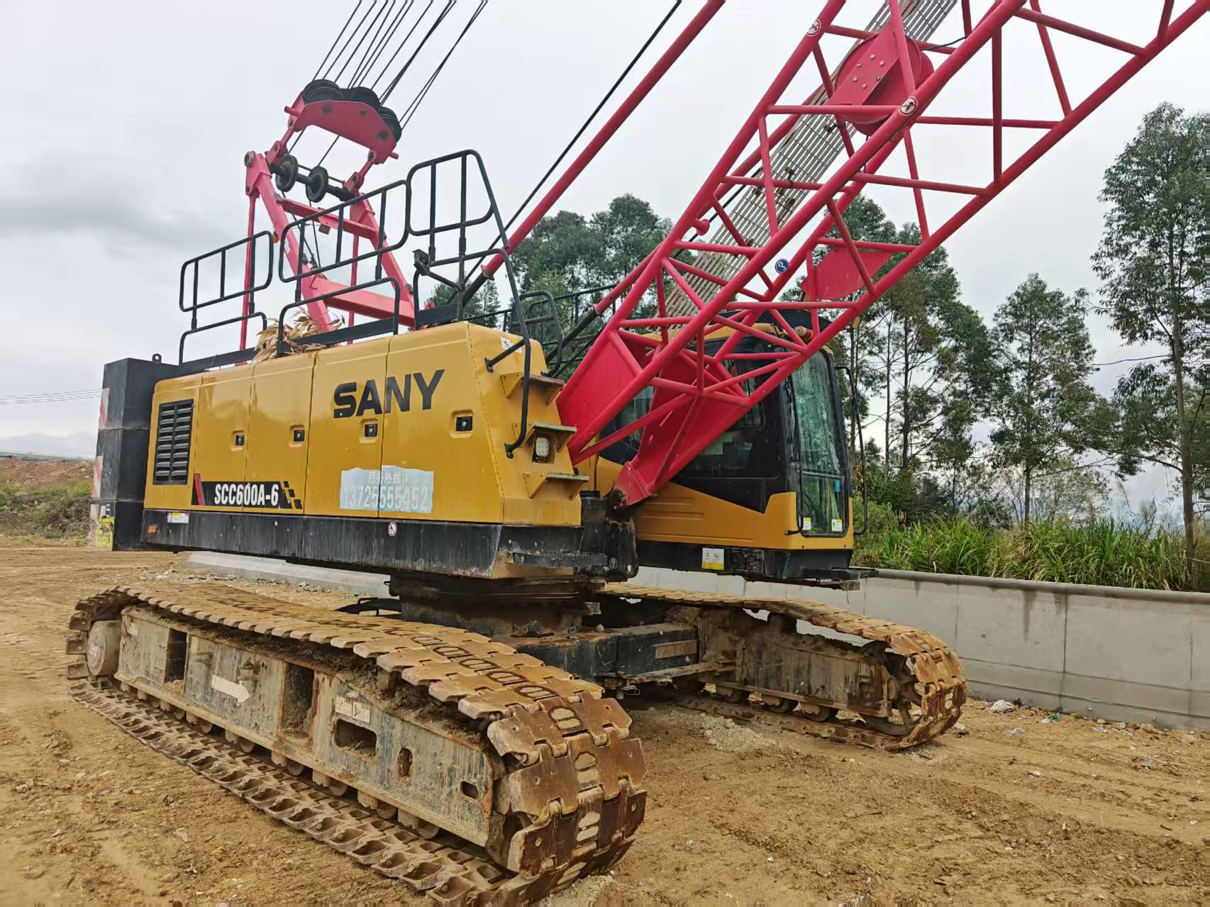 SCC600A-6 60 Ton Mobile Hydraulic Crawler Crane Heavy Lifting Equipment with 43m Maximum Lifting Height