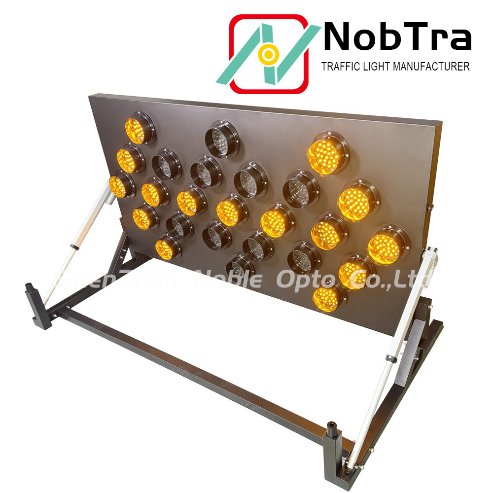 LED Arrow Board Powerd by Solar Energy with 25 Arrows For Work Zone Safety