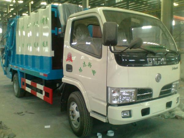 Dongfeng hanging bucket garbage truck side loader forklift truck small garbage