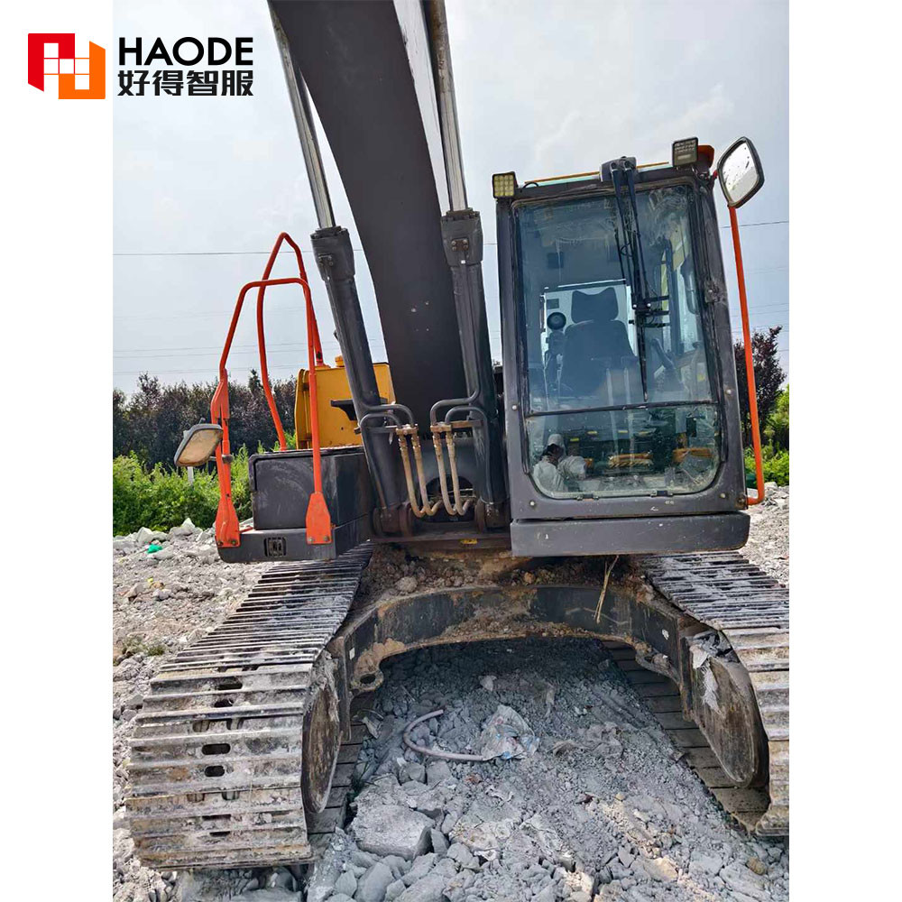 Almost Used Excavator Digger VOLVO Ec200/20ton Medium Crawler Used Digger Excavators