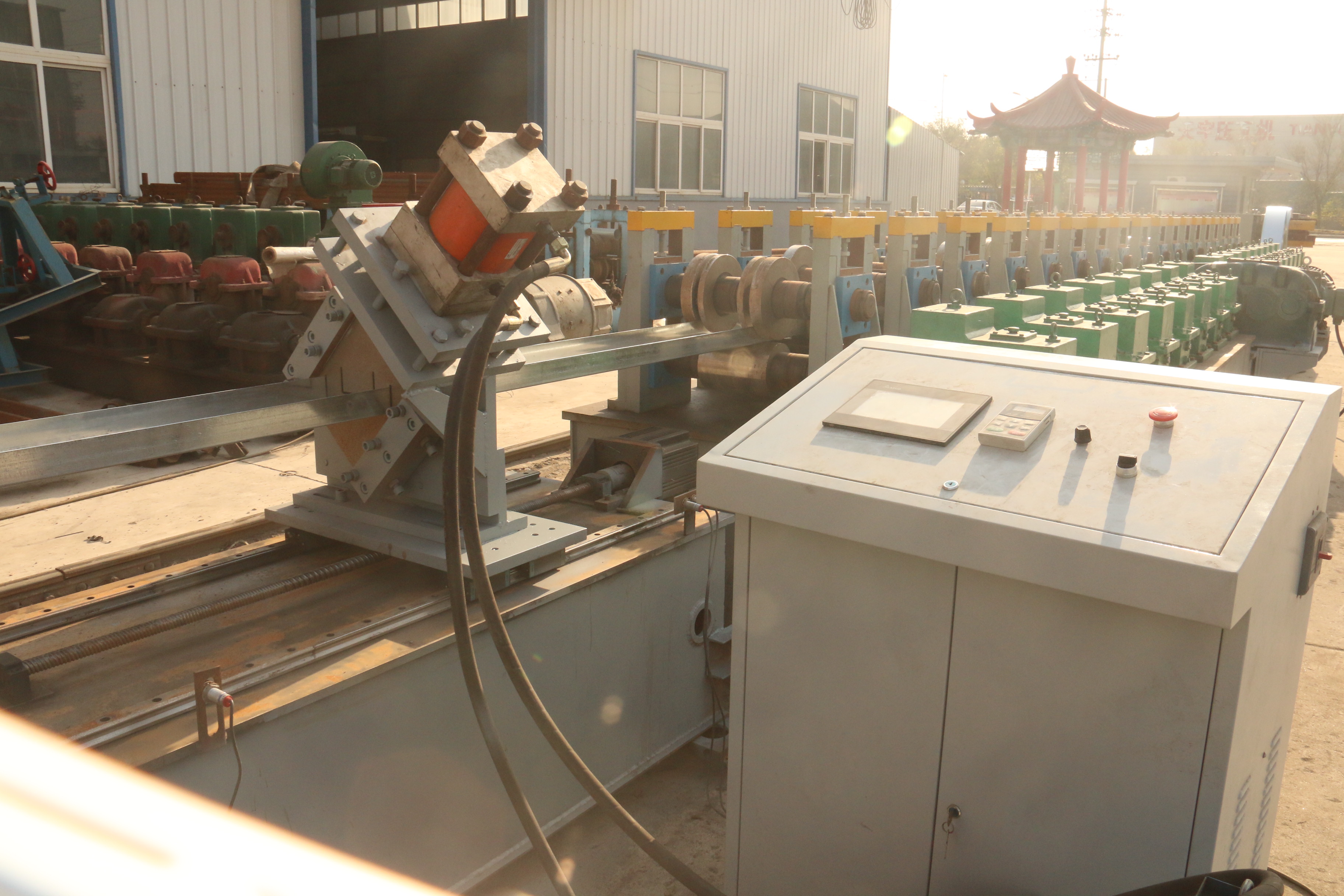 PLC Touch CZ Purlin Roll Forming Machine With Quenching