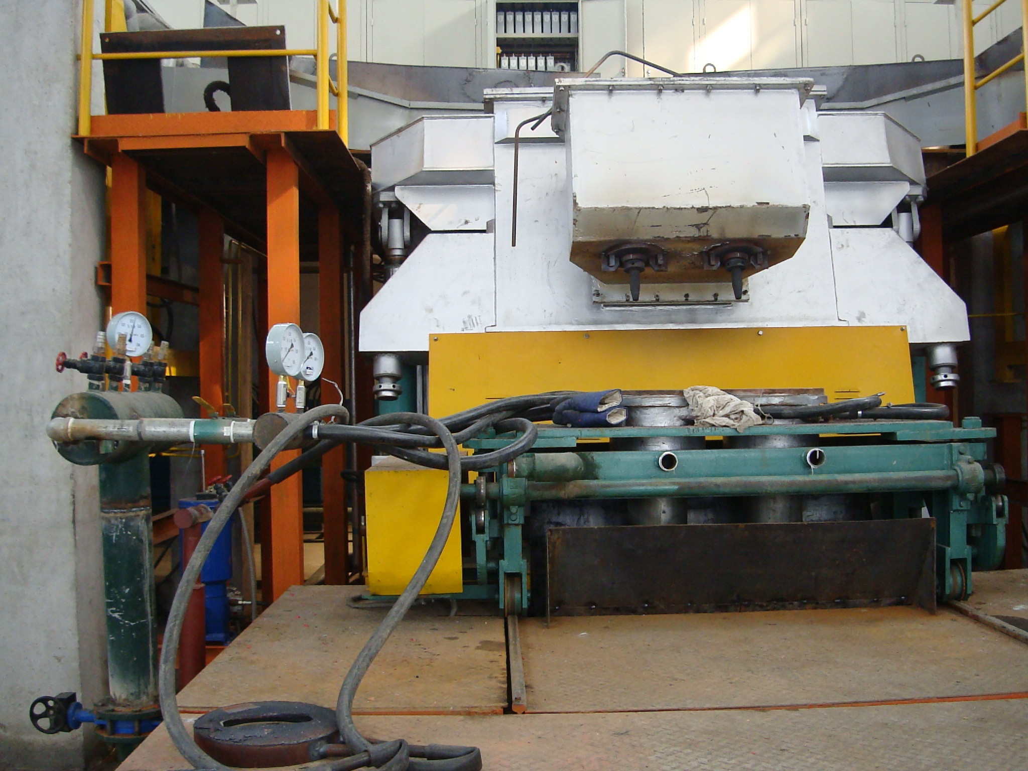 Cored Oxygen Free Copper Melting Furnace , Semi Continuous Frequency Induction Furnace