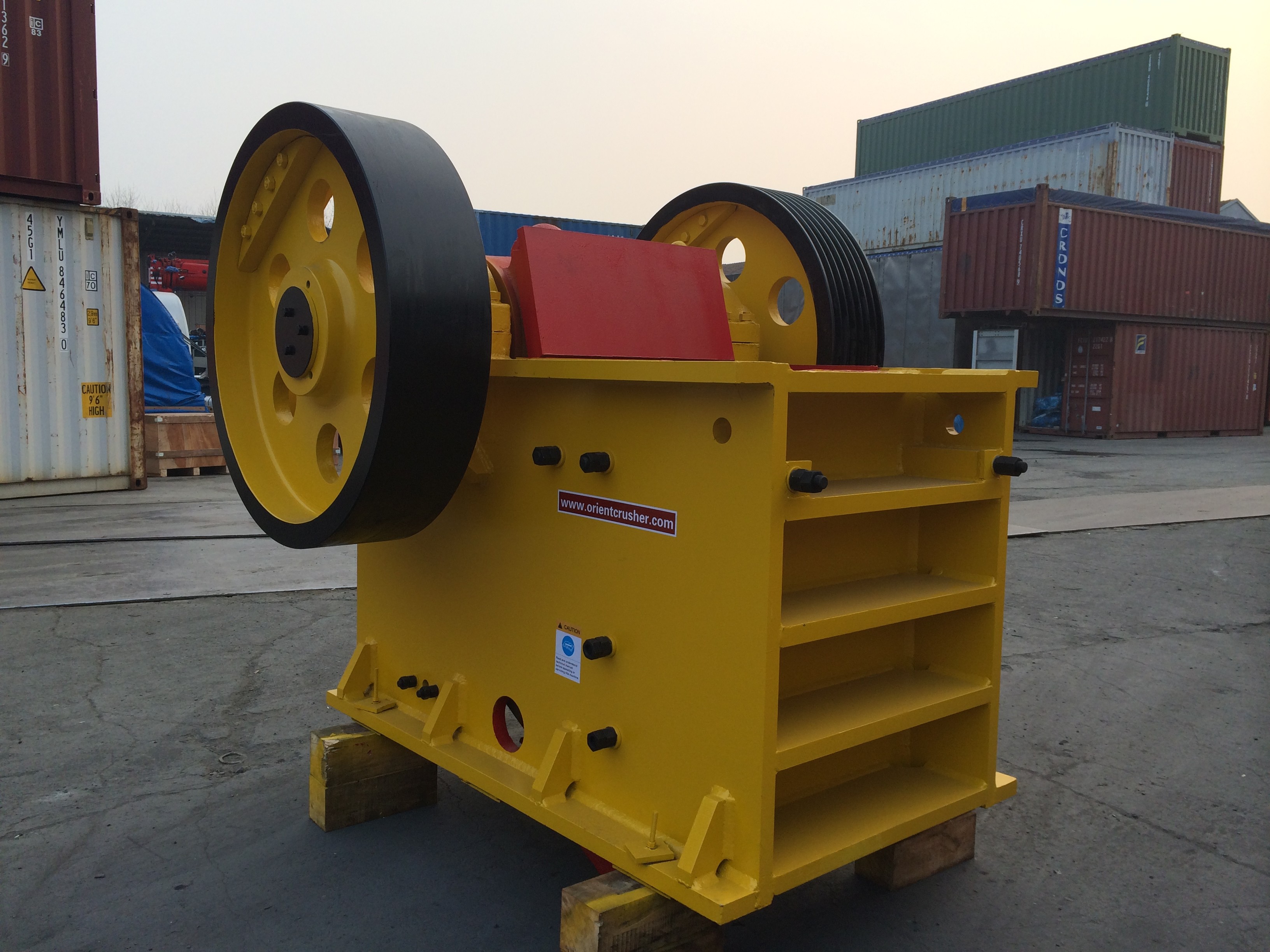 Train Railway ballast mining jaw crusher industrial jaw crusher jaw crusher suppliers jaw crusher sale portable