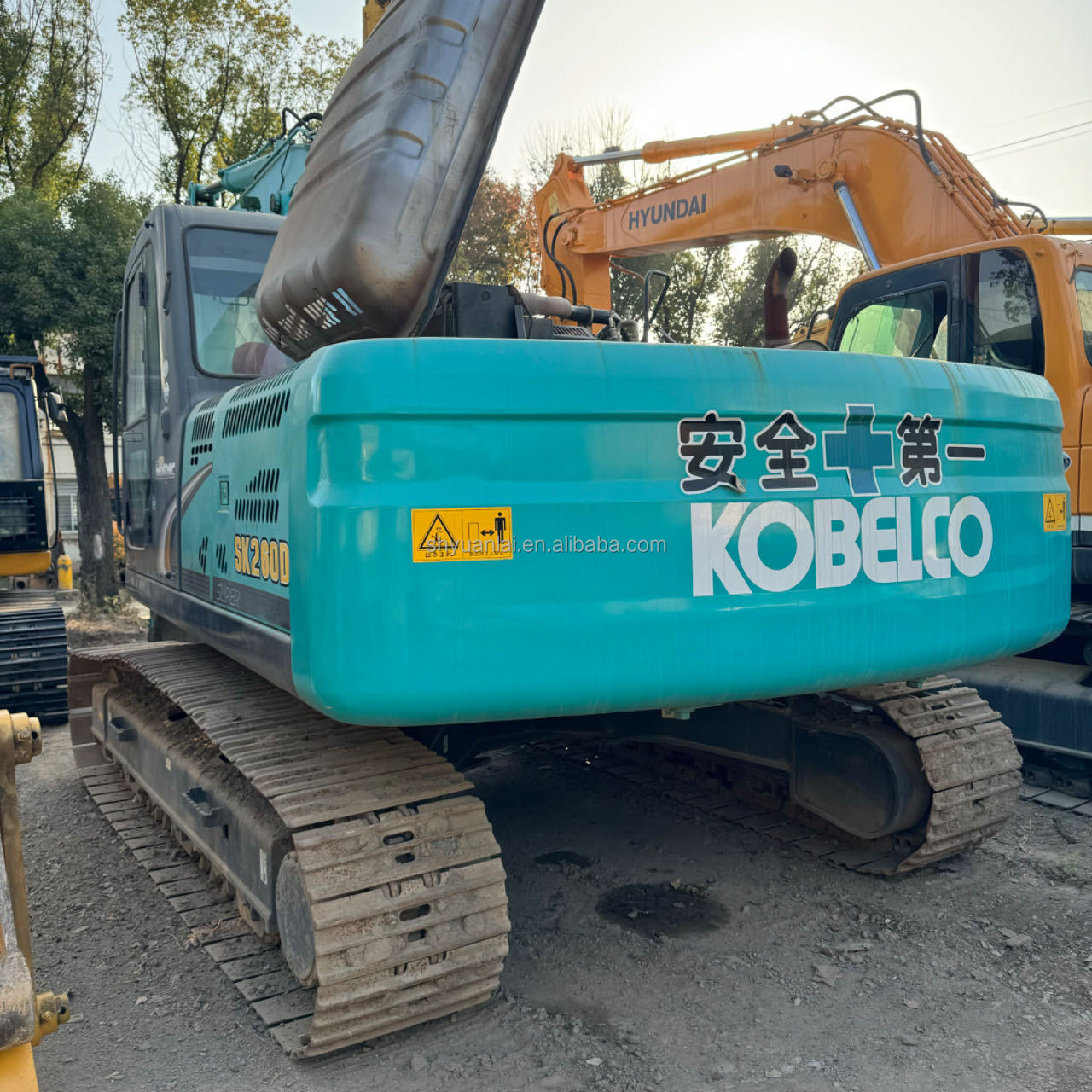 Second Hand Kobelco SK260 Excavator with Soft Steel Design and Overall Strong Power
