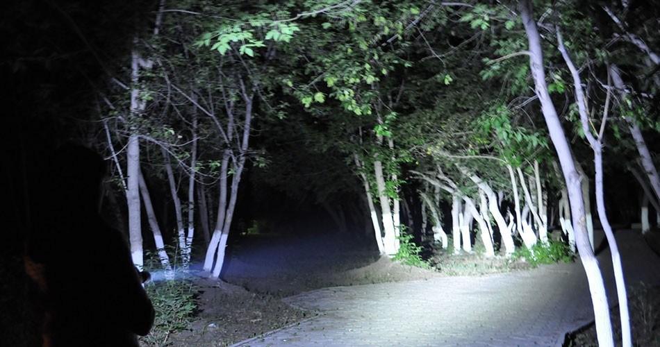 18650 Rechareable CREE C8 XML-T6 High Power 1200 Lumens LED Flashlight with 5 Modes