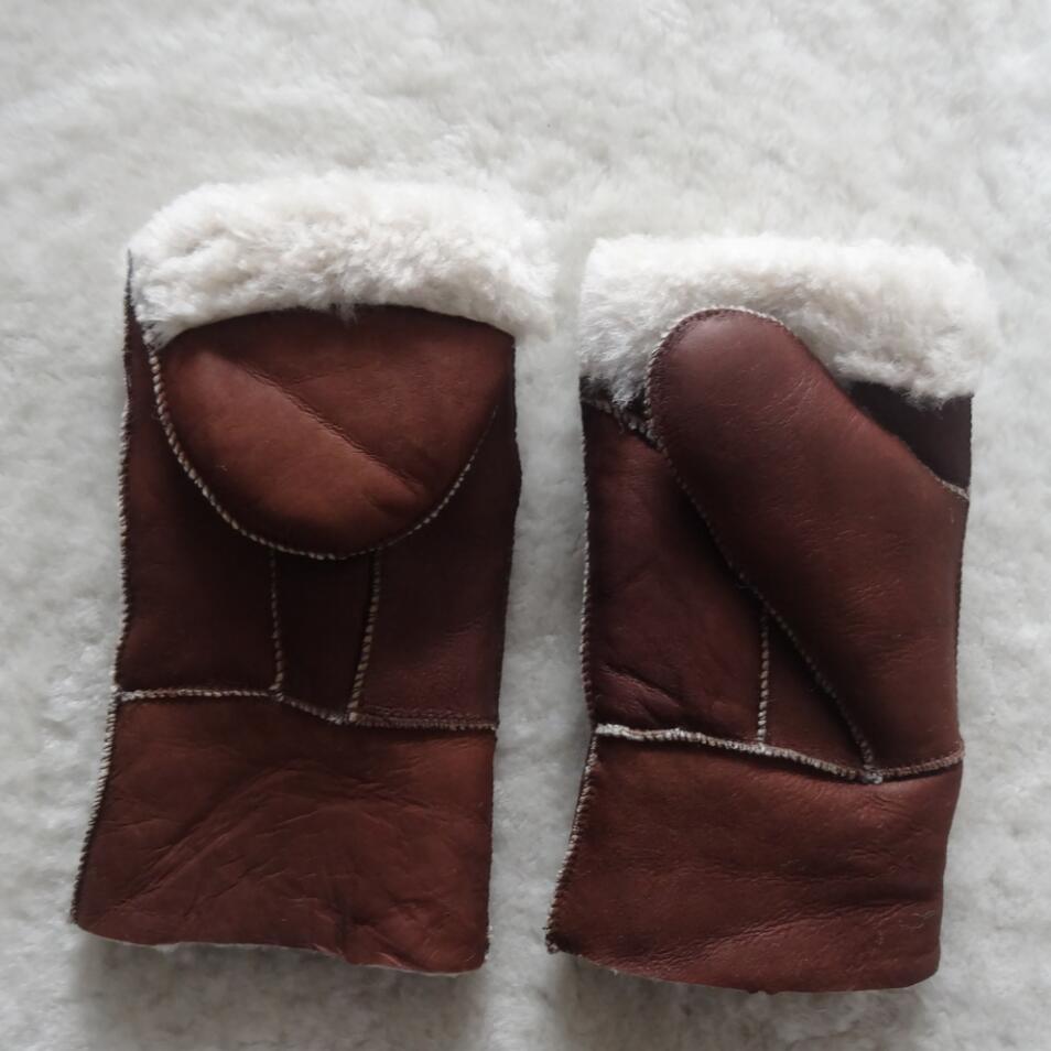 Hot selling warm mitten sheepskin leather gloves with cover in winter
